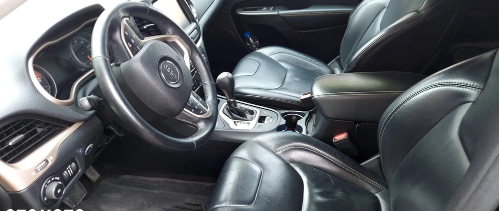 Jeep Cherokee cena 72500 przebieg: 148000, rok produkcji 2016 z Krotoszyn małe 121